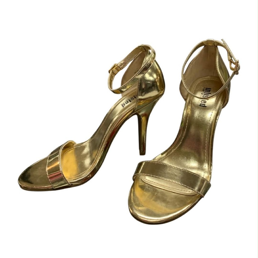 Kenneth Cole Gold Heels S7